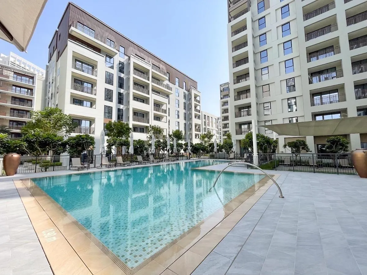 Elegant 4-Bedroom Apartment Perfect For Families In Dubai Creek Harbour 0*,